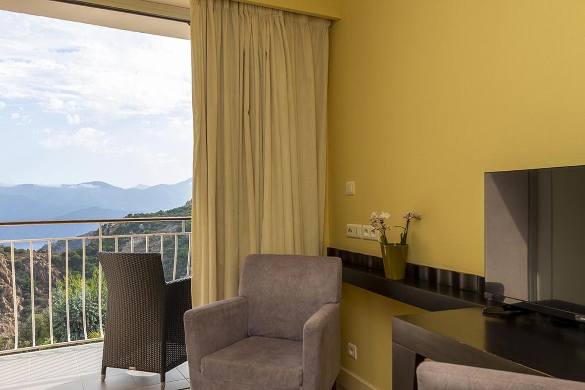 Hotel Capo Rosso П'яна Екстер'єр фото