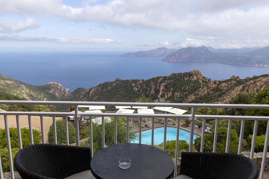Hotel Capo Rosso П'яна Екстер'єр фото